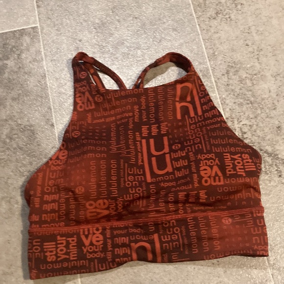 Lululemon athletica - Picture 3 of 12